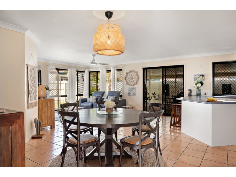 15 Brookvale Place, Bracken Ridge QLD 4017