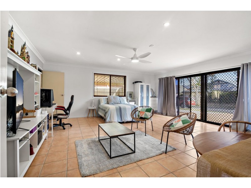 15 Brookvale Place, Bracken Ridge QLD 4017