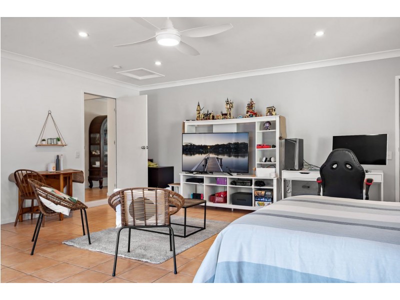 15 Brookvale Place, Bracken Ridge QLD 4017