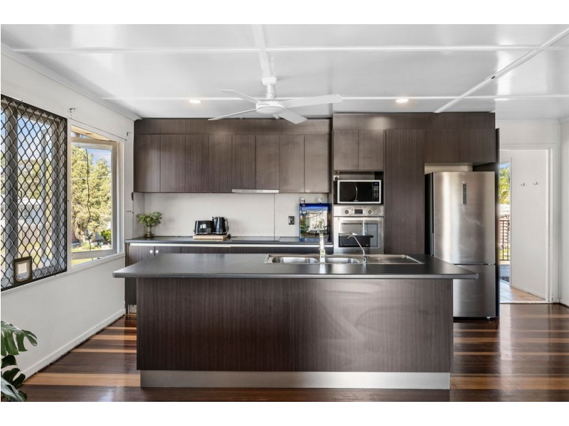 8 Gareth Street, Bracken Ridge QLD 4017