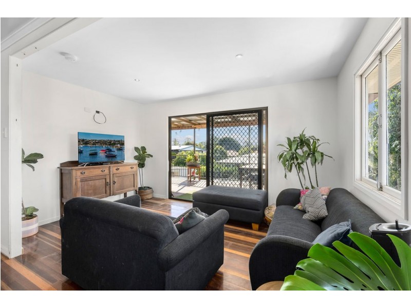 8 Gareth Street, Bracken Ridge QLD 4017