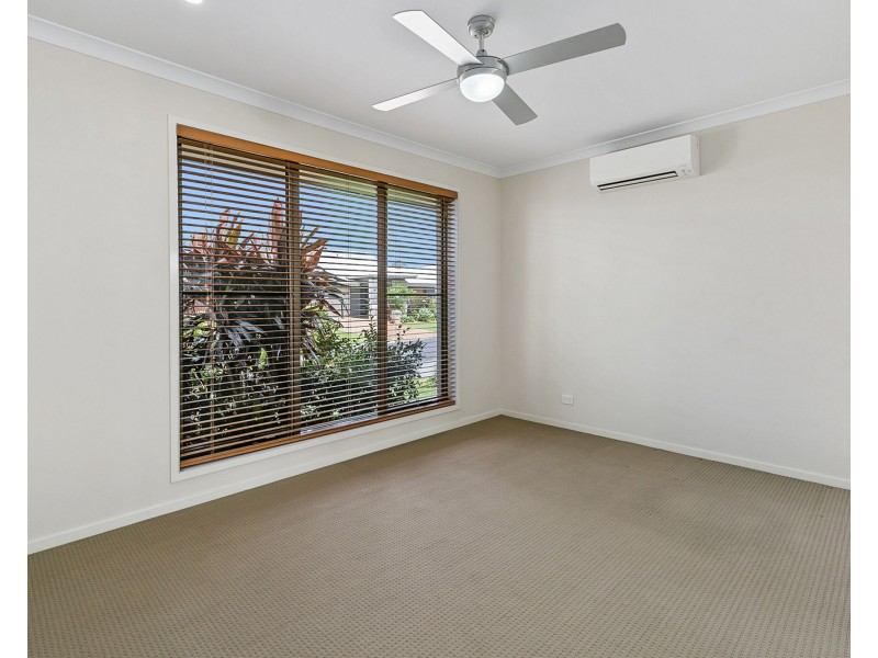 75 Cootharaba Crescent, Warner QLD 4500