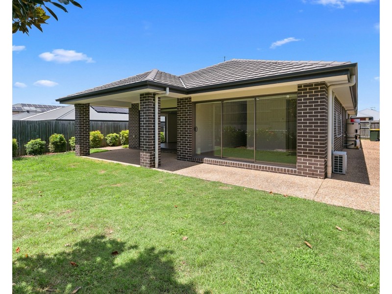 75 Cootharaba Crescent, Warner QLD 4500