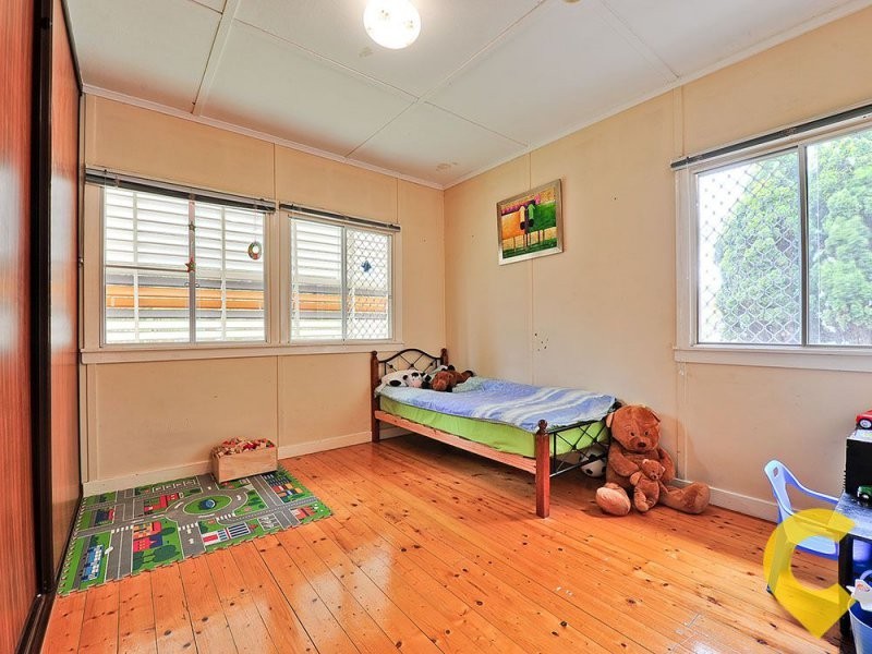 11 Bebbington Street, Zillmere QLD 4034