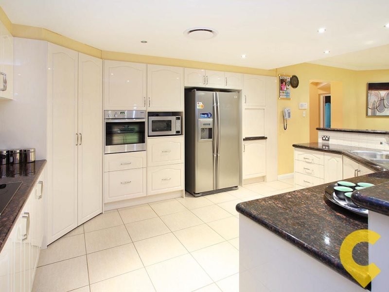 36 Palmetto Place, Bridgeman Downs QLD 4035