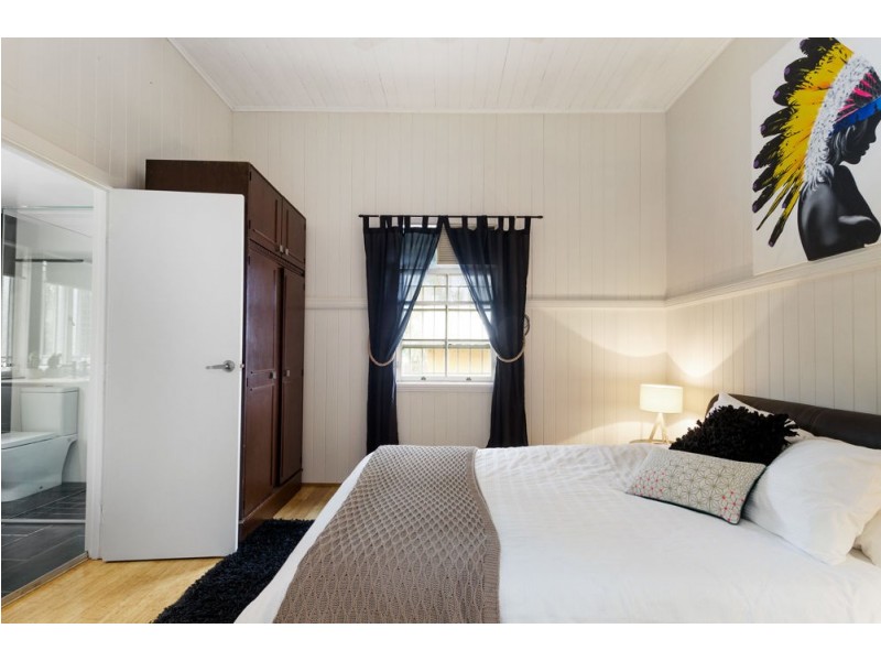 107 Newman Road, Wavell Heights QLD 4012