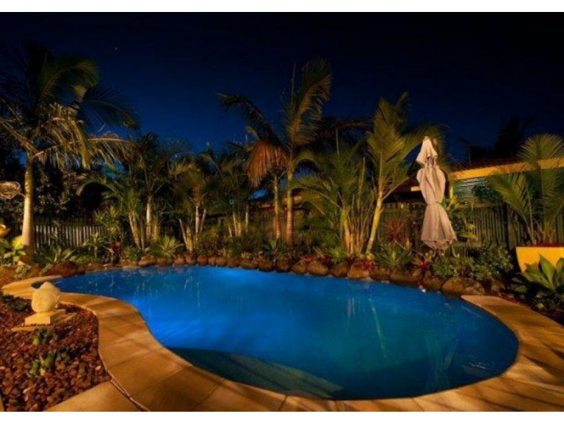 3 Pine Tree Close, Fitzgibbon QLD 4018