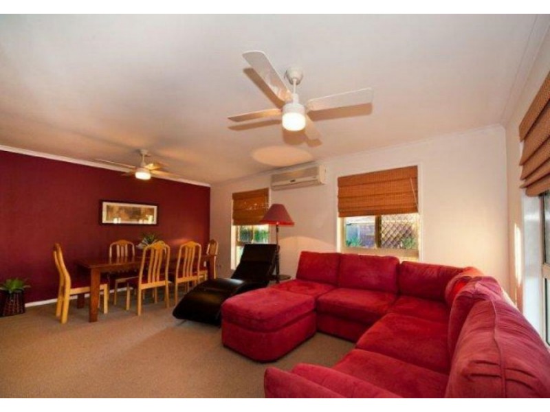 3 Pine Tree Close, Fitzgibbon QLD 4018