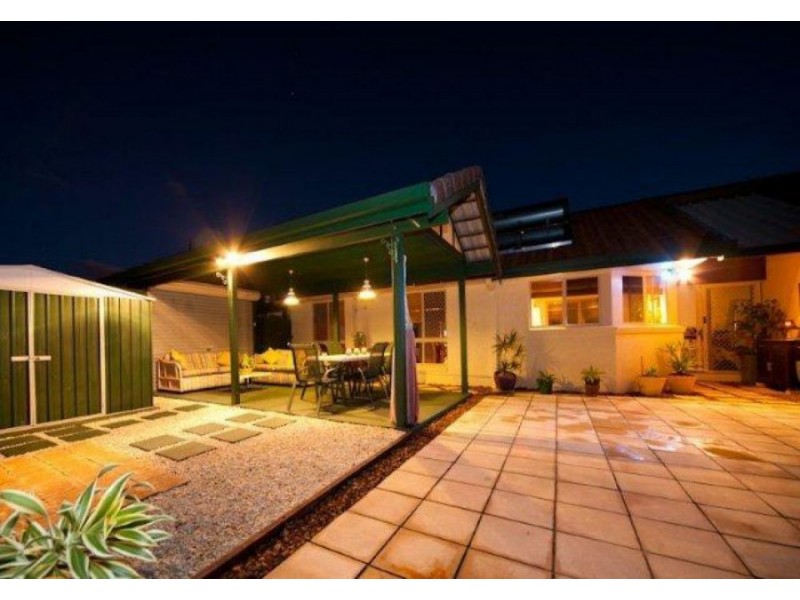 3 Pine Tree Close, Fitzgibbon QLD 4018