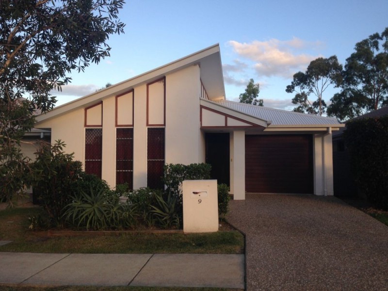 9 Carnarvon Crescent, Fitzgibbon QLD 4018