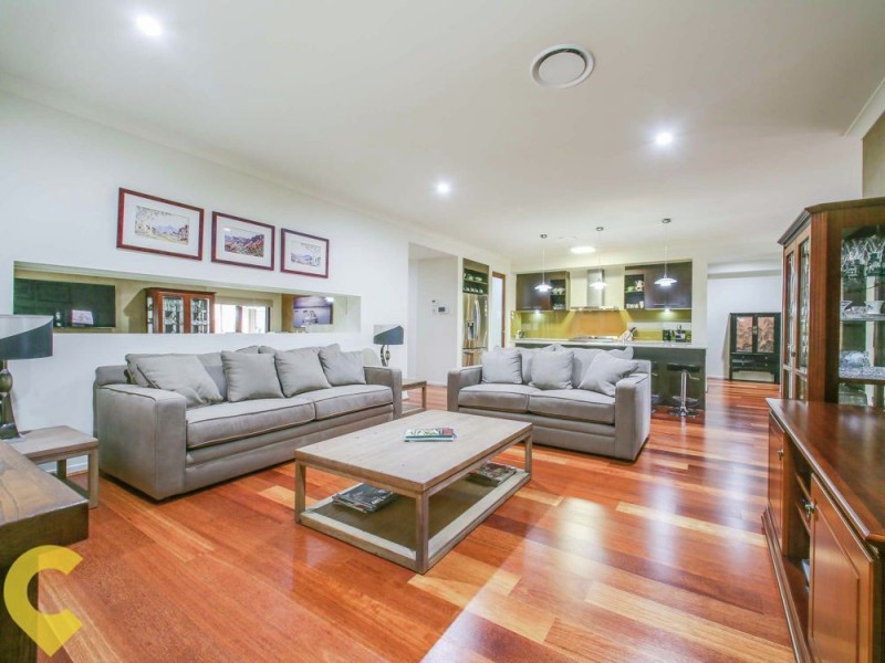 86 Cowie Road, Carseldine QLD 4034