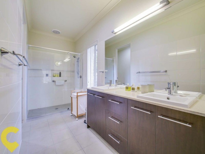 86 Cowie Road, Carseldine QLD 4034