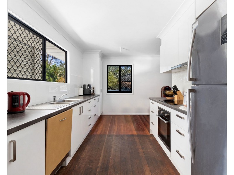 16 Ettarre Street, Bracken Ridge QLD 4017