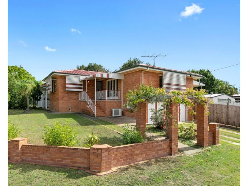 8 Lupton Street, Chermside West QLD 4032