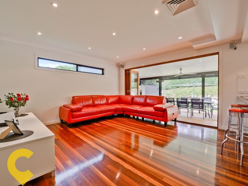 22 Cranbourne Street, Chermside West QLD 4032