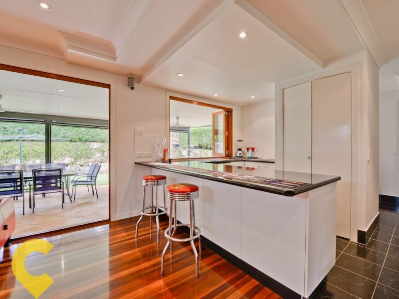 22 Cranbourne Street, Chermside West QLD 4032
