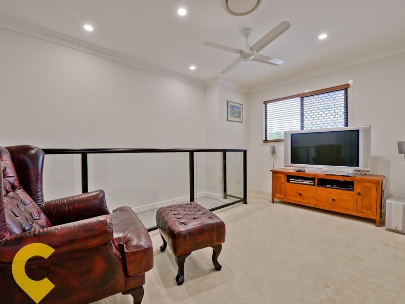 22 Cranbourne Street, Chermside West QLD 4032