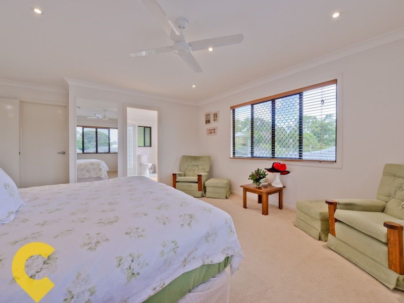 22 Cranbourne Street, Chermside West QLD 4032