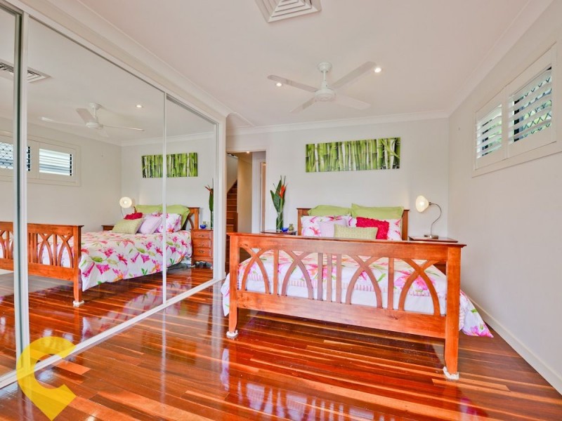 22 Cranbourne Street, Chermside West QLD 4032