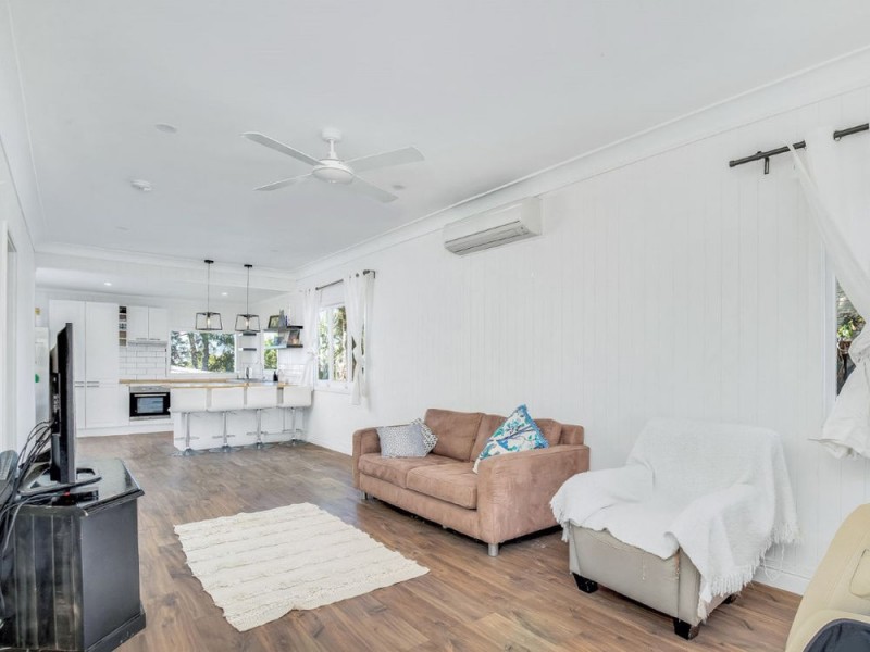 97 Samsonvale Road, Strathpine QLD 4500