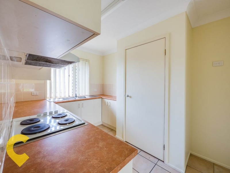 32 Reginald Avenue, Arana Hills QLD 4054