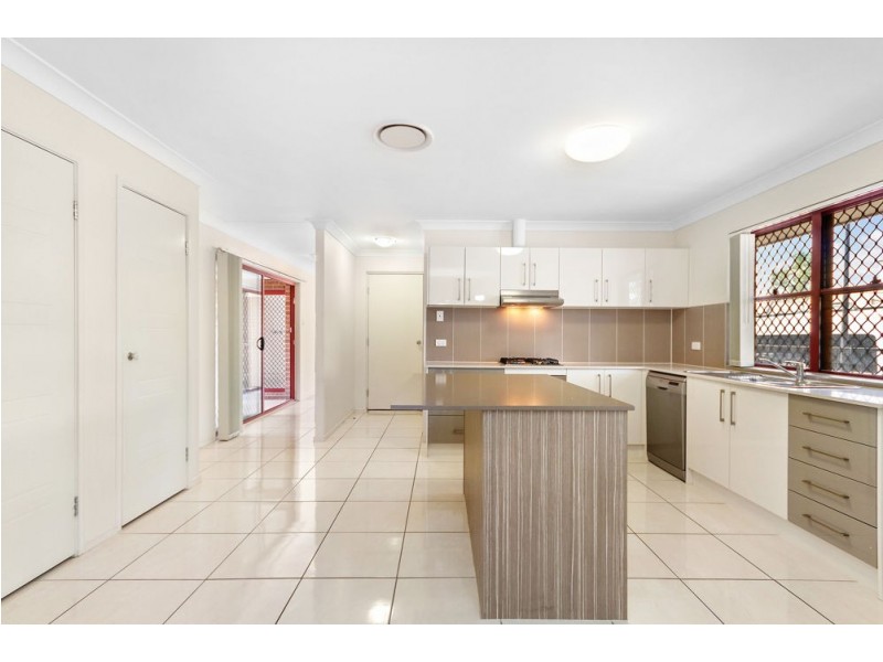 1 Kuranda Park Way, Fitzgibbon QLD 4018