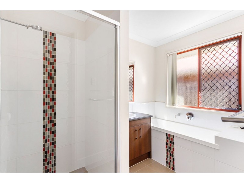 1 Kuranda Park Way, Fitzgibbon QLD 4018