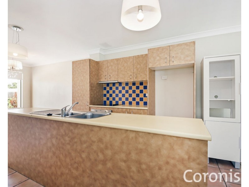 2/10 Crawford Avenue, Stafford QLD 4053