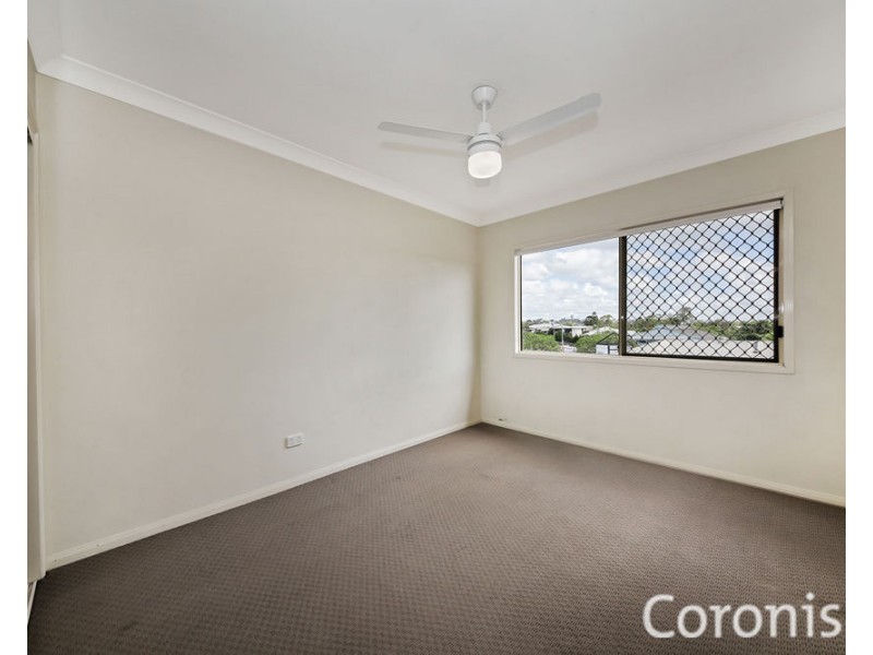2/10 Crawford Avenue, Stafford QLD 4053