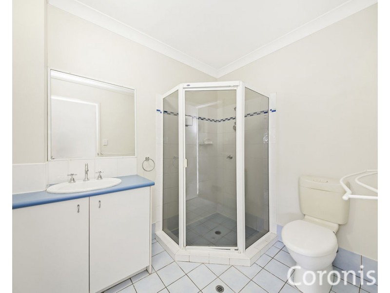 2/10 Crawford Avenue, Stafford QLD 4053