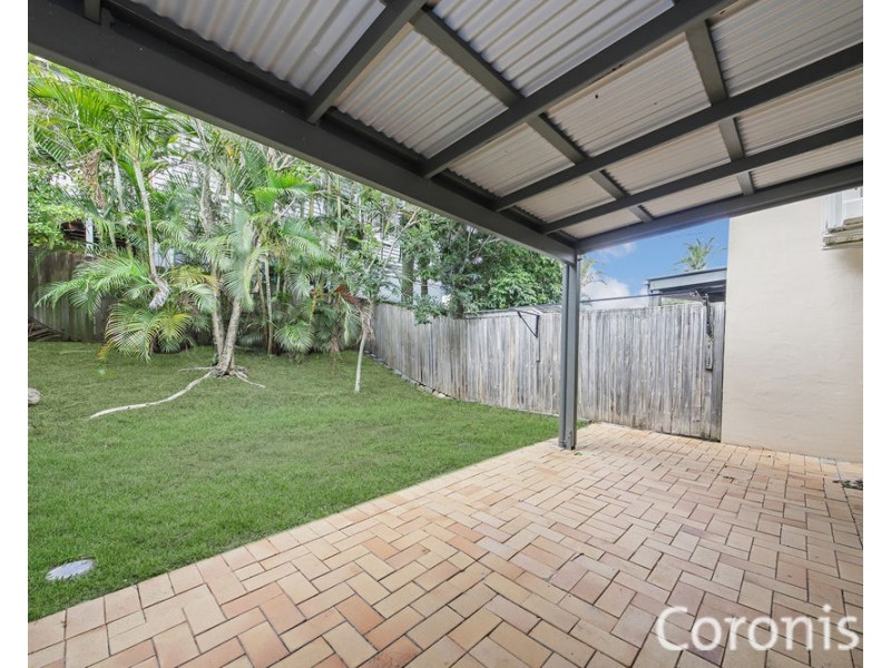 2/10 Crawford Avenue, Stafford QLD 4053