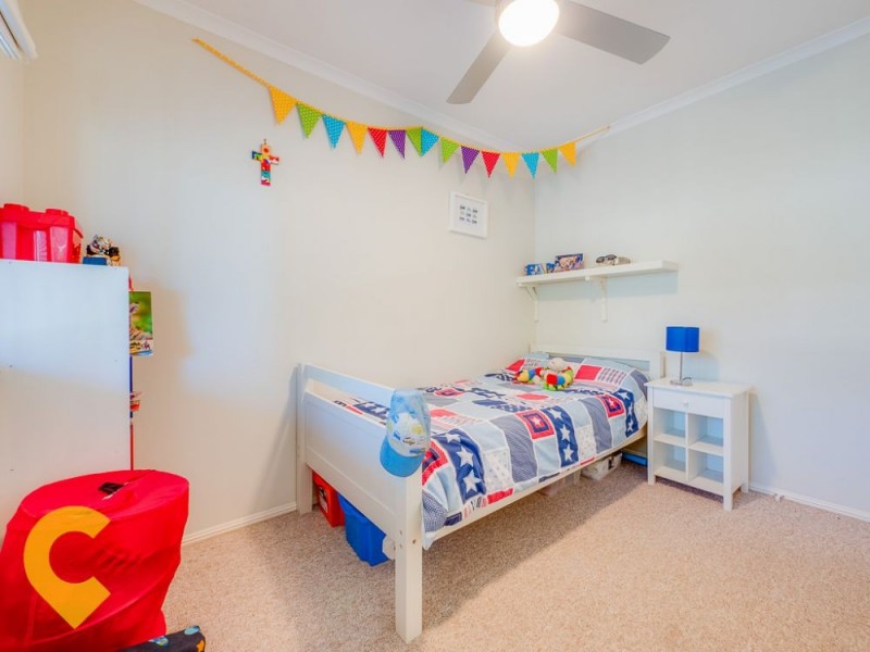 18 Wullun Place, Narangba QLD 4504