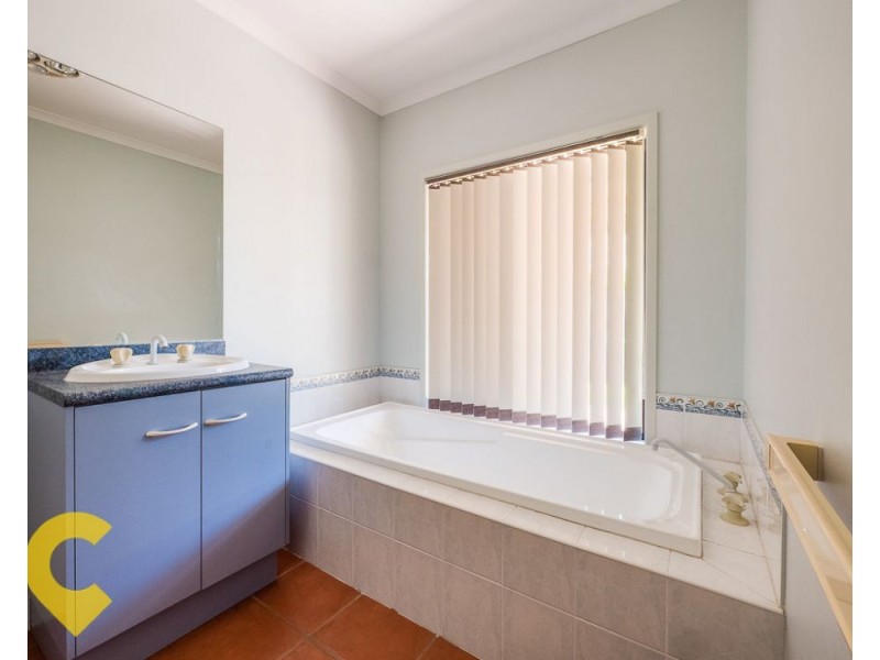 9 Applegum Place, Fitzgibbon QLD 4018