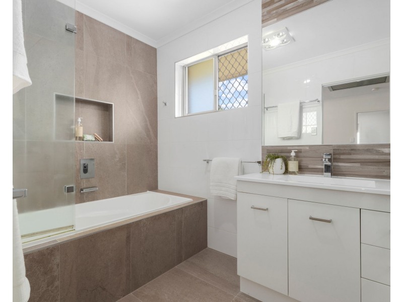 10 Gawain Road, Bracken Ridge QLD 4017