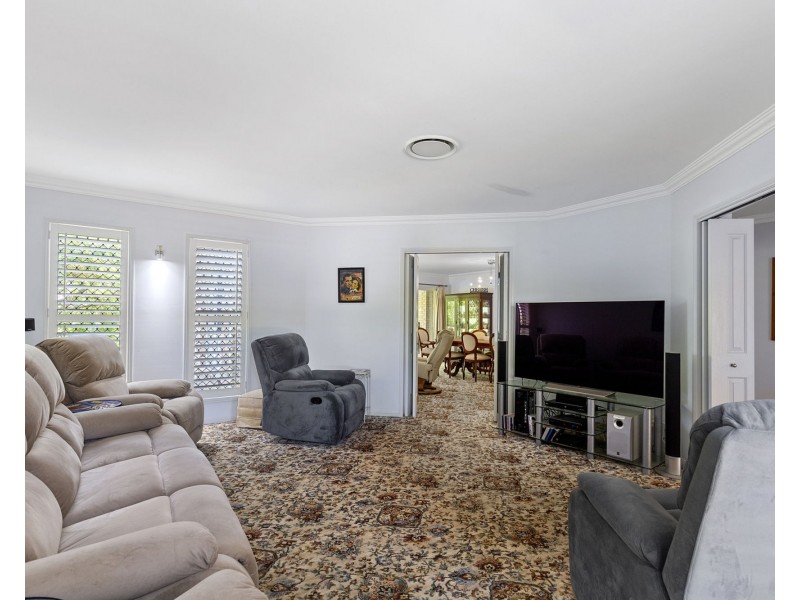 180 Francis Road, Lawnton QLD 4501