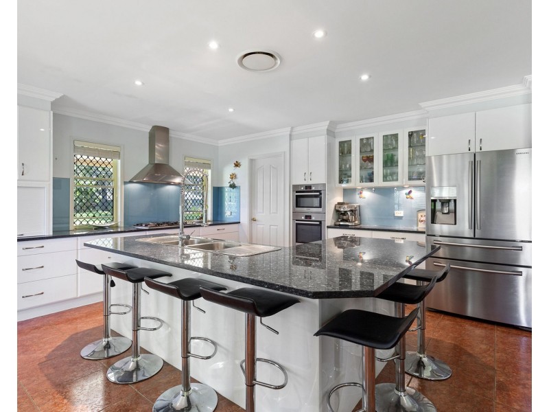 180 Francis Road, Lawnton QLD 4501