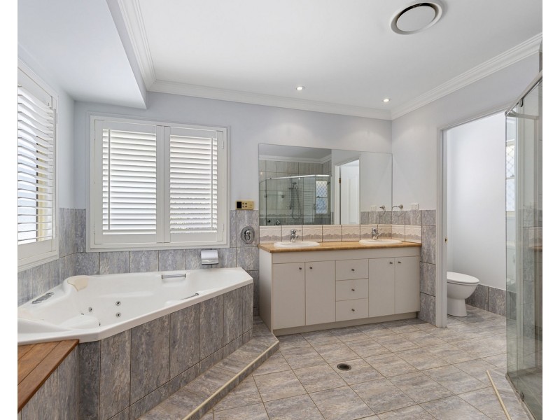 180 Francis Road, Lawnton QLD 4501