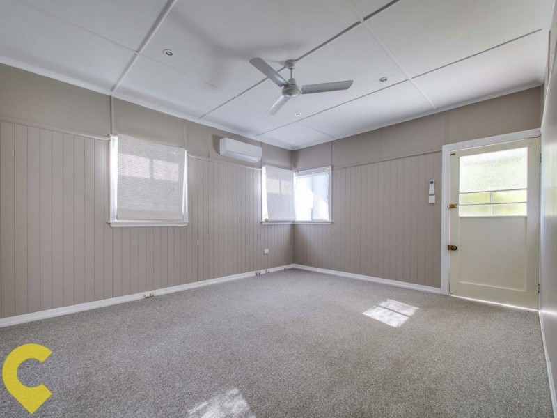 31 Arundal Street, Brighton QLD 4017