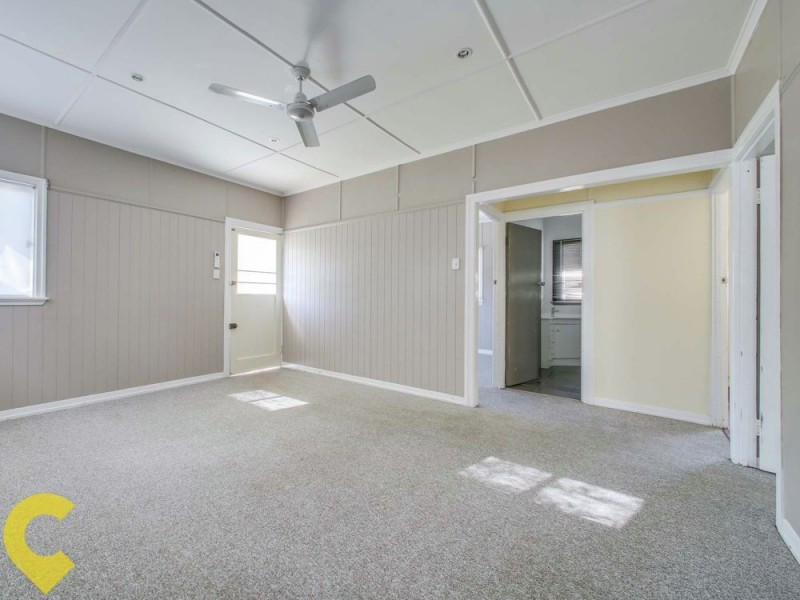 31 Arundal Street, Brighton QLD 4017