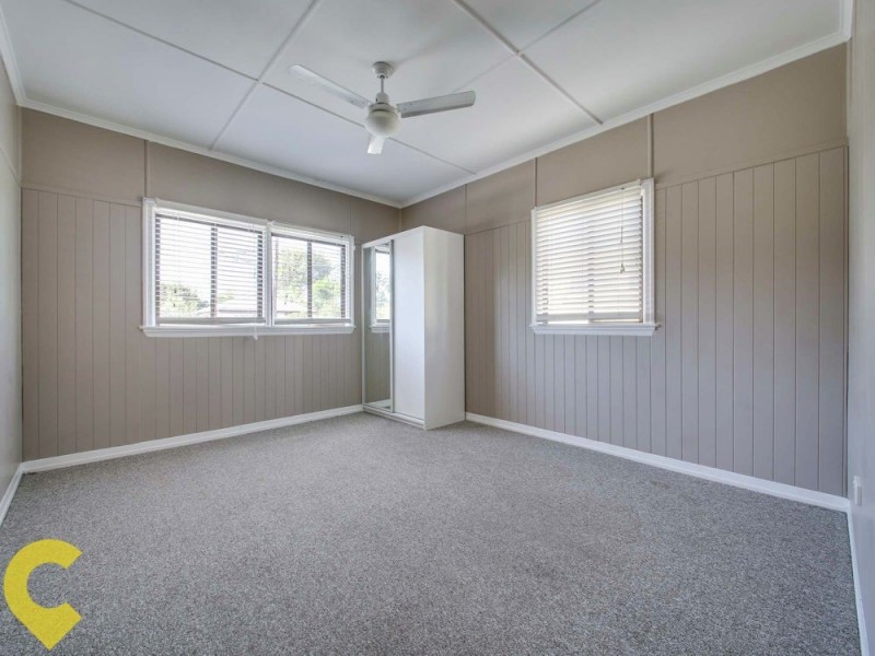 31 Arundal Street, Brighton QLD 4017