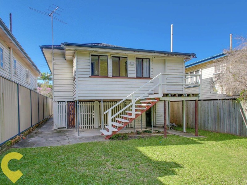 31 Arundal Street, Brighton QLD 4017