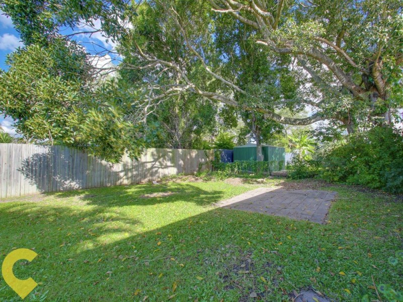 31 Arundal Street, Brighton QLD 4017