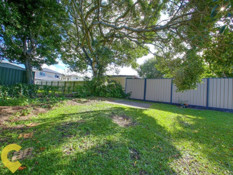 31 Arundal Street, Brighton QLD 4017