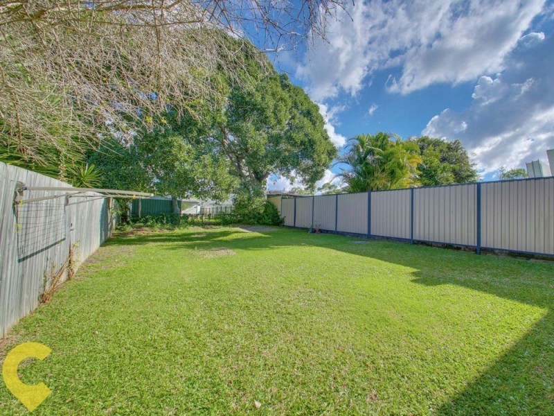 31 Arundal Street, Brighton QLD 4017