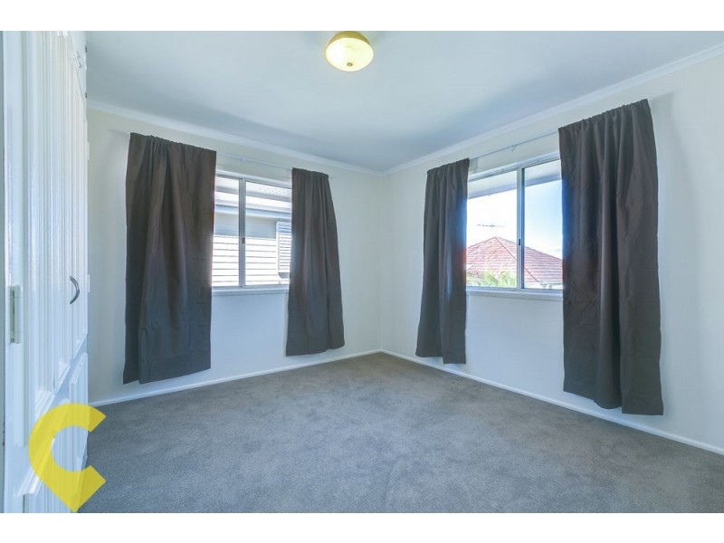 79 Curwen Terrace, Chermside QLD 4032