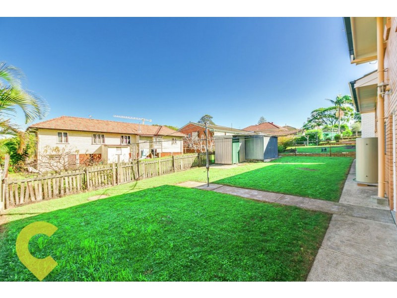 79 Curwen Terrace, Chermside QLD 4032