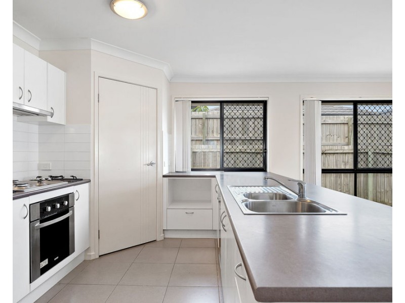 26 Duporth Crescent, Dakabin QLD 4503