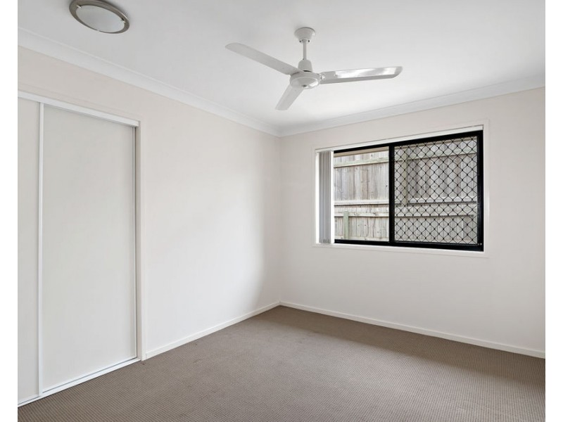 26 Duporth Crescent, Dakabin QLD 4503