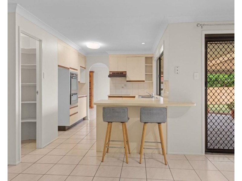 27 Appledore Street, Bracken Ridge QLD 4017