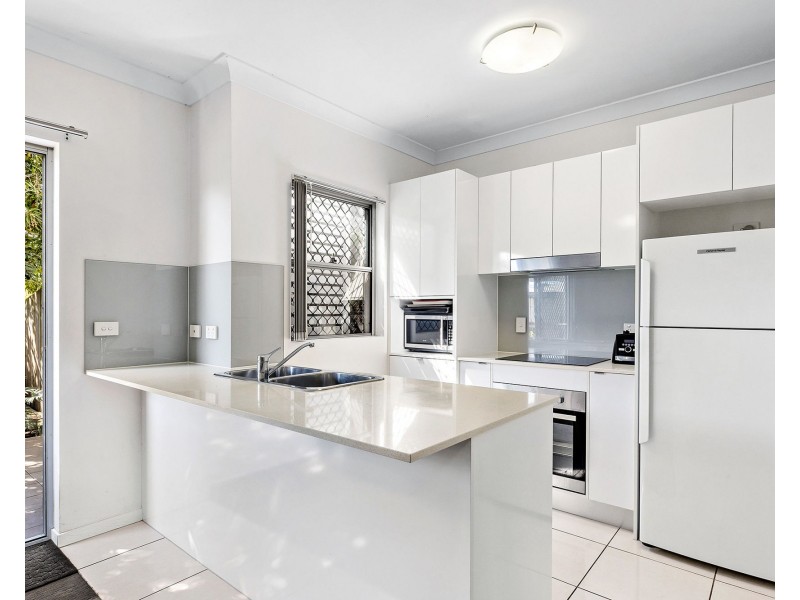 1/15 Zenith Avenue, Chermside QLD 4032